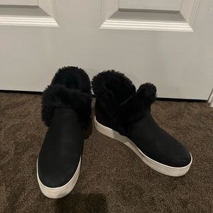j slide wedged booties
